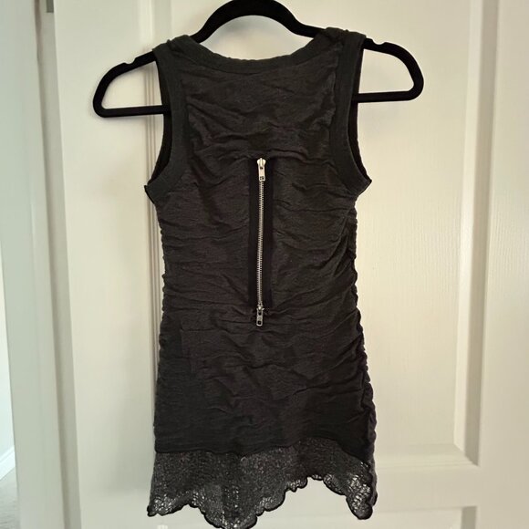 Ruched Mesh-Hem Stretch Tank Top – Edgy Street-Chic Style - Picture 1 of 5